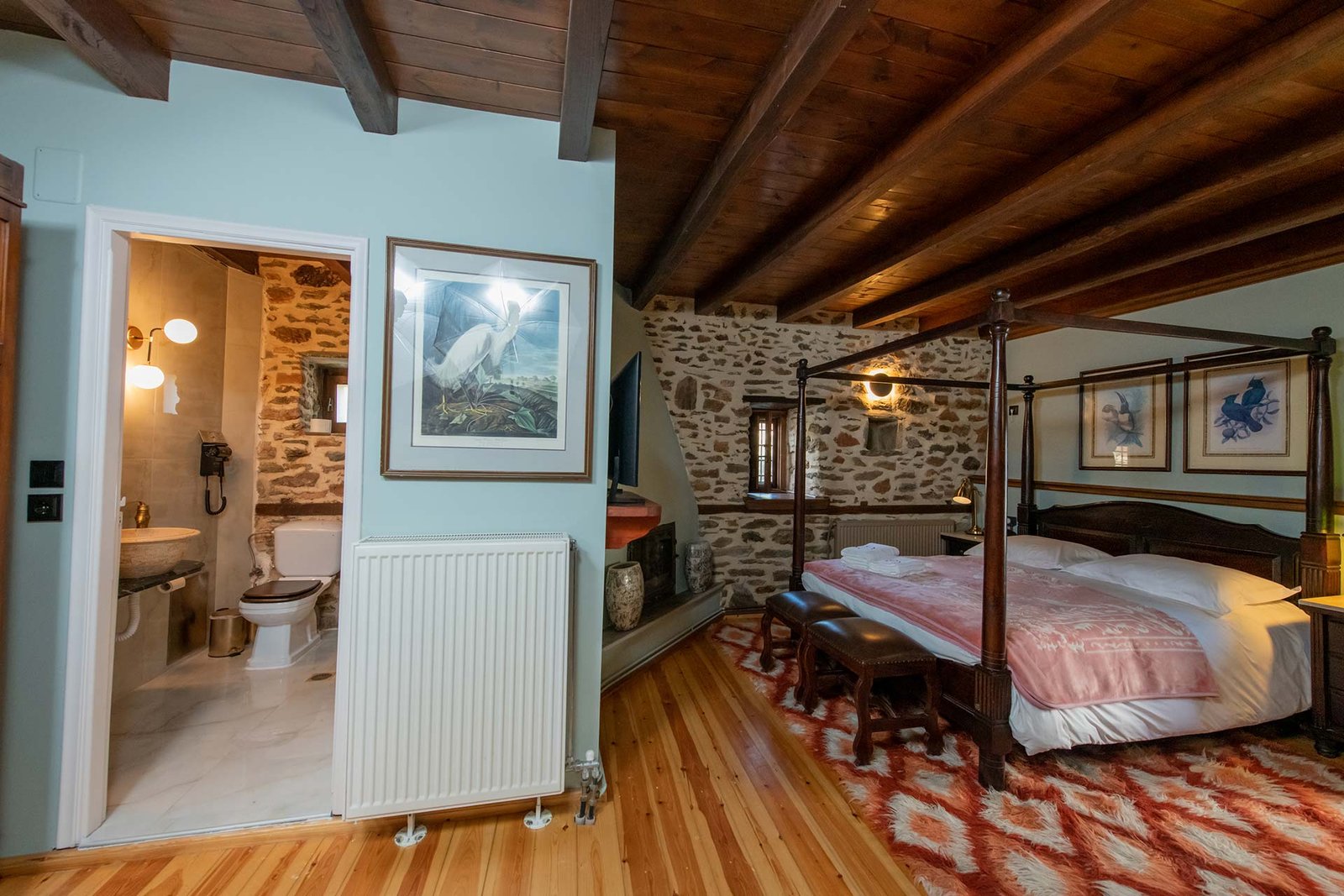 deluxe-room-herons-3