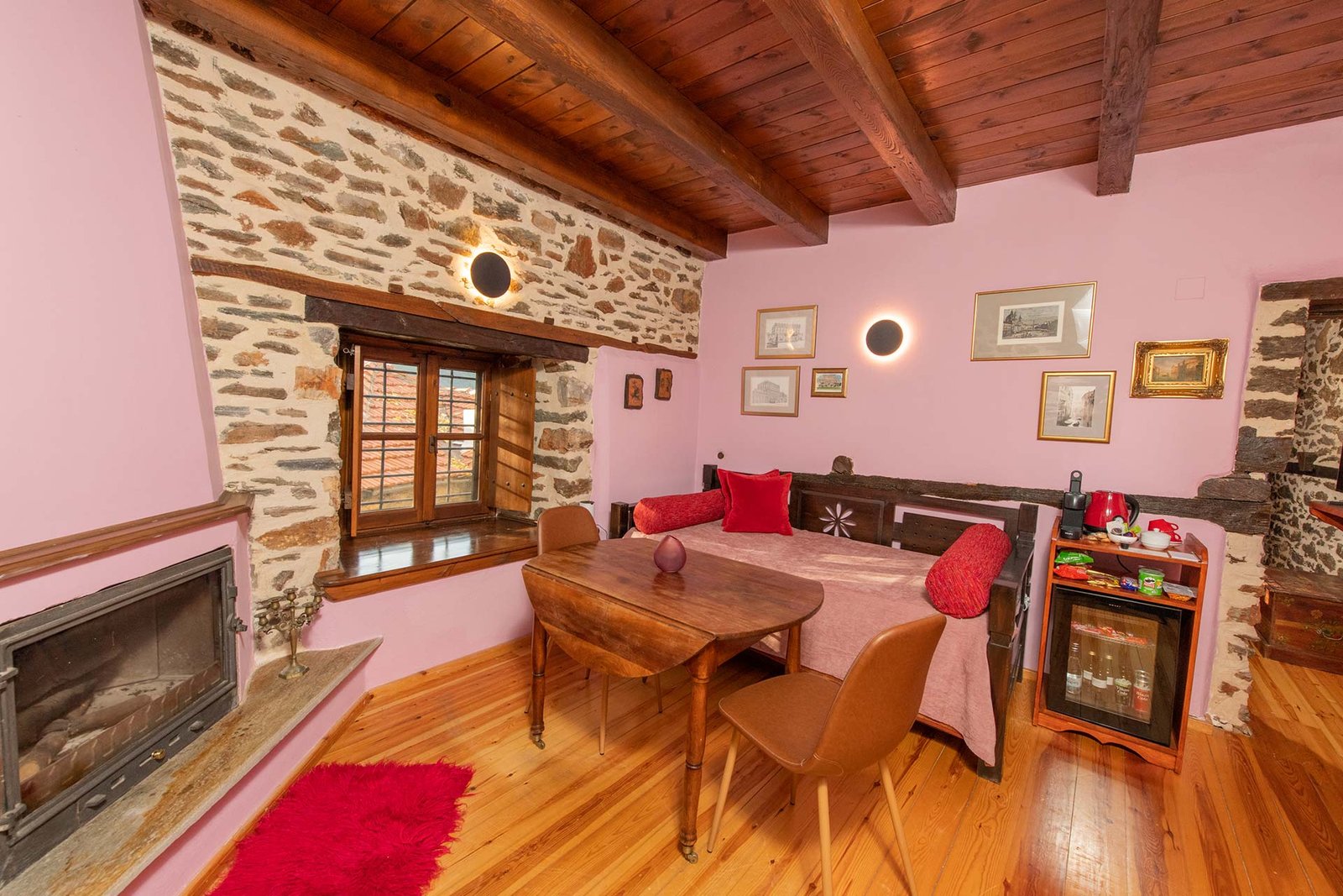 deluxe-suite-flowers-3